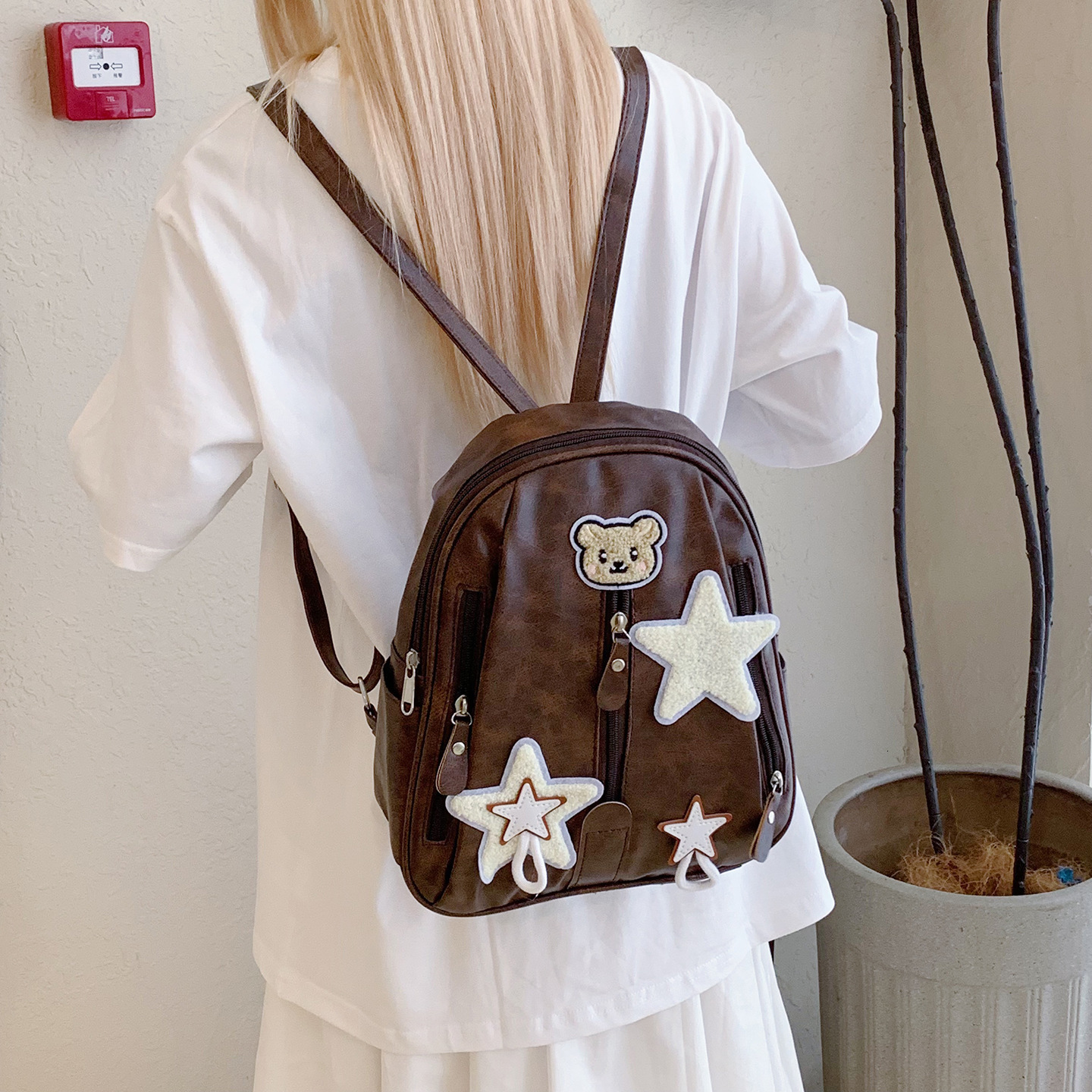 fashion 2025 Autumn New Women s Backpack Retro Vintage College Style Women s Backpack Niche Design Travel Backpack Commuting Backpack Autumn New Desig