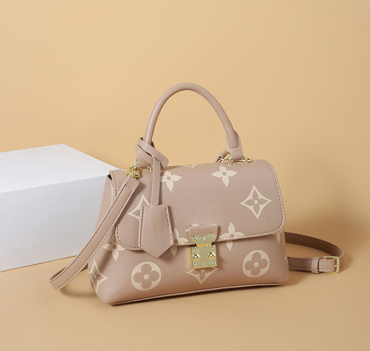 Designer Luxury Shopping Women's Fashion Crossbody Handbag Small Square Bag Summer New Texture Niche Ladies Shoulder Factory