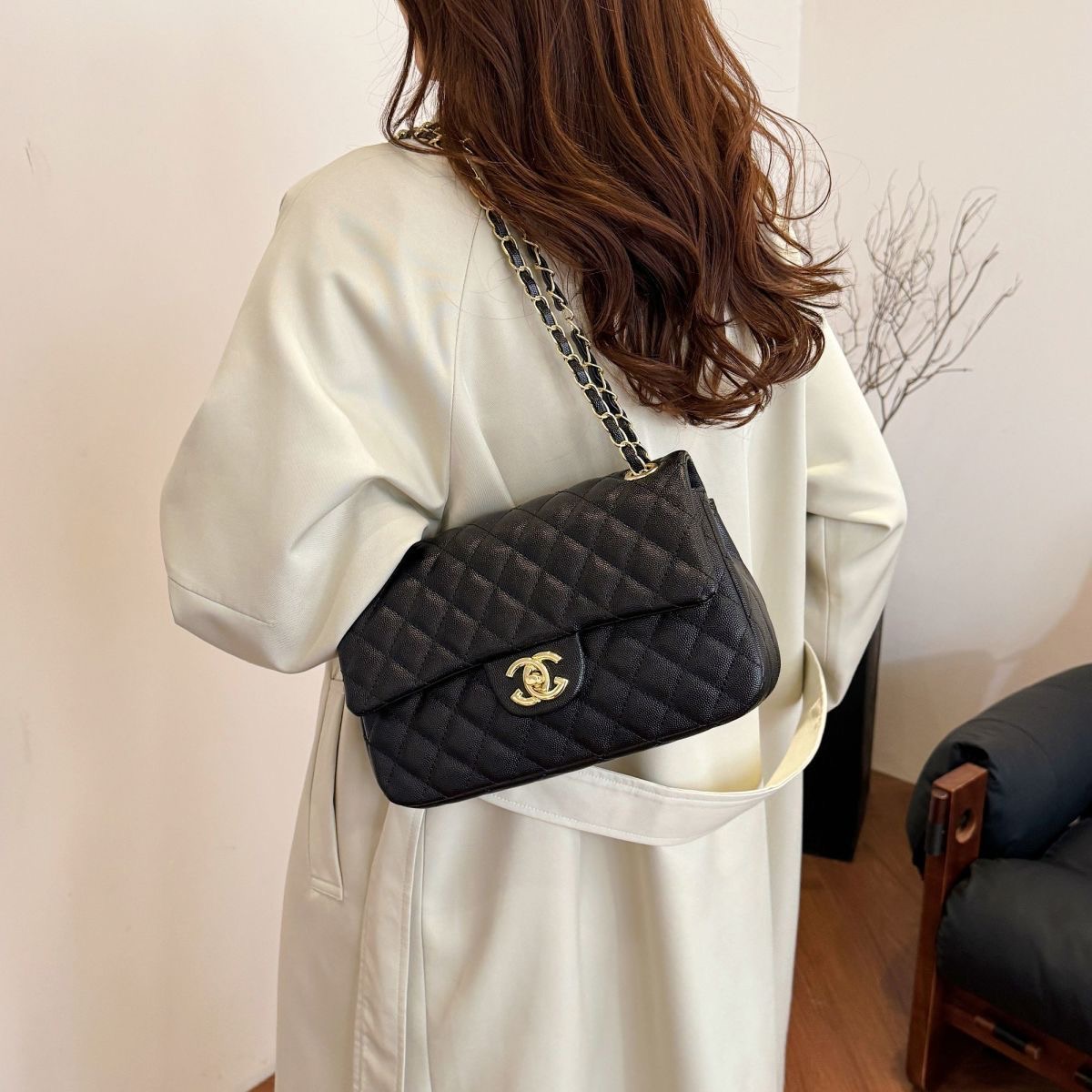 2025 New Designer Bag Shoulder Bag Fashionable Camera Bag Shaped Shoulder Bag capacity tote high-end printed single shoulder crossbody bag