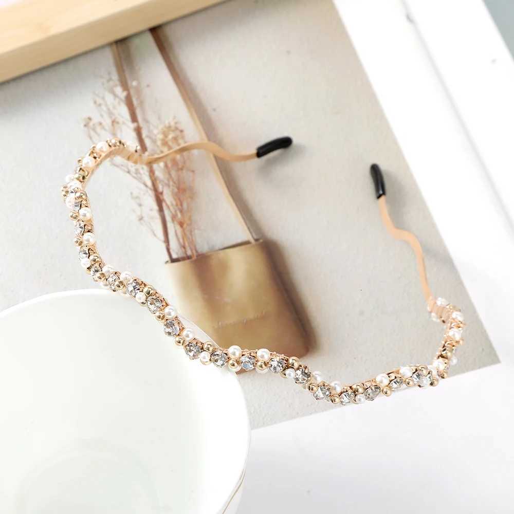 Pearl Rhinestone Wavy Hoop Band Wen Shiny Crystal Bands Girls Photo Travel Styling Bezel Hair Hoops Y250808