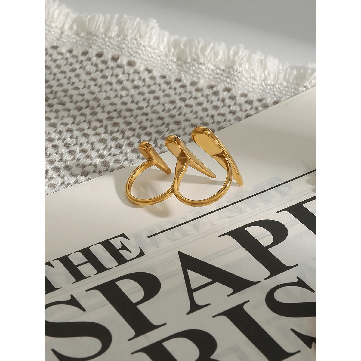 Uworld Minimalism 18k Gold-Plated Color Stainless Steel Exaggerated Claw Ring Stackable Lines Double Finger Ring Womens Jewelry 250814