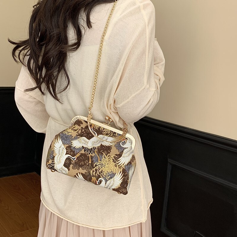 Luxury Brand Designer Bag Finished Clip Bag New 2025 Ethnic Style Fashion Cheongsam Bag Beautiful Handheld Elegant Single Shoulder Crossbody Bag