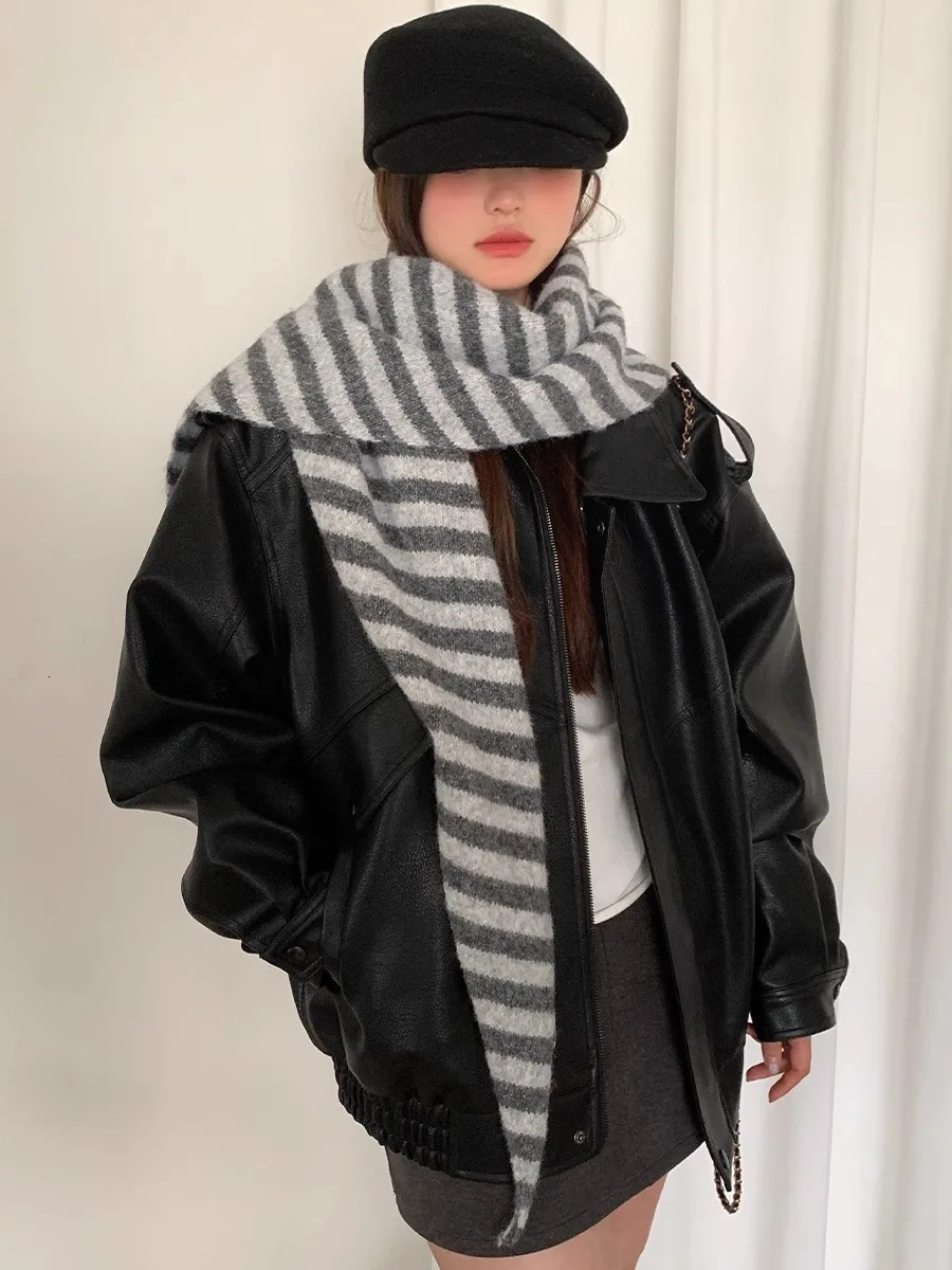 Womens Korean-Style Simple And Versatile Wool Striped Triangular Scarf 250807
