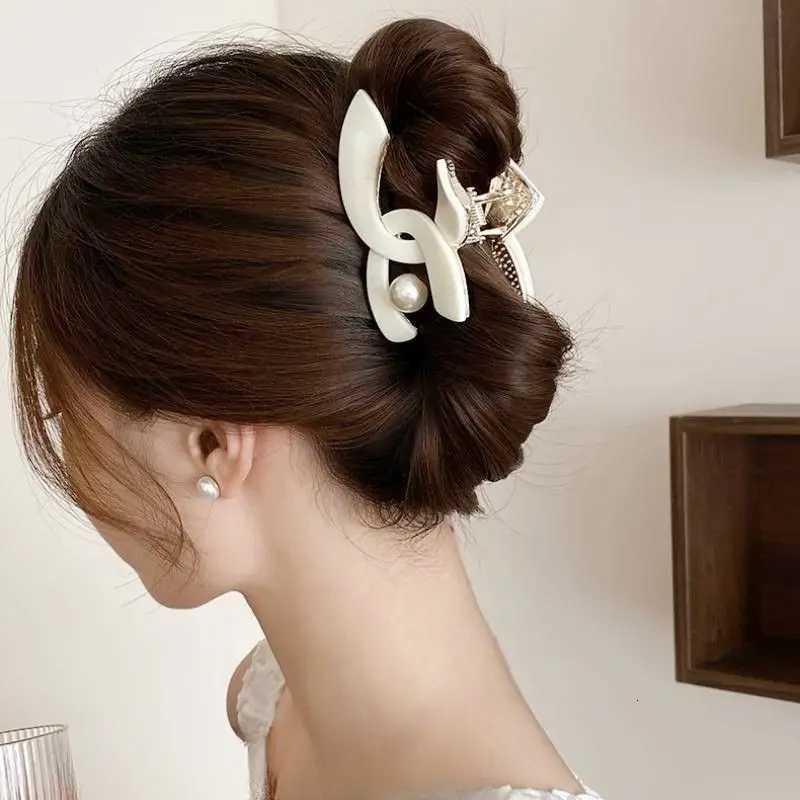 1pc Xiaoxiangfeng Pearl Hair Clip Medium-sized Clip Top Clip Hair Clip Exquisite Hair Accessory Temperament Hair Clip Y250808