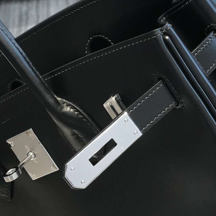 All hand-made tote bag brand Designer shoulder Bag 2530CM using imported box leather French beeswax line 24K gold plated hardware commuter bag