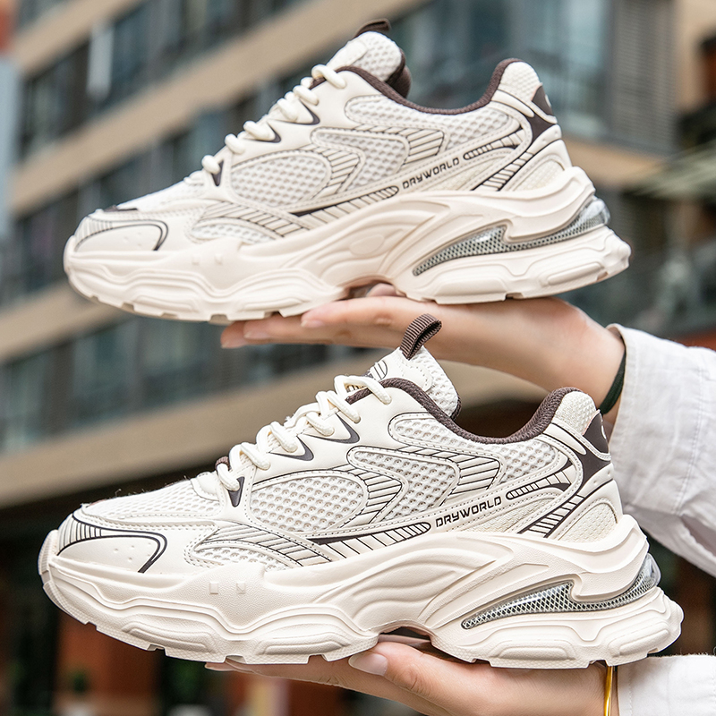 Lightweight comfortable dad thick soles in Hong Kong style; versatile casual shoes with mesh shock absorption and breathability for men