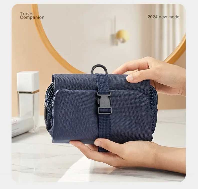 Japanese Style Snap Folding Toiletry Bag Hook Business Trip Toiletries Storage Bag High Quality Cosmetic Bag Y250808