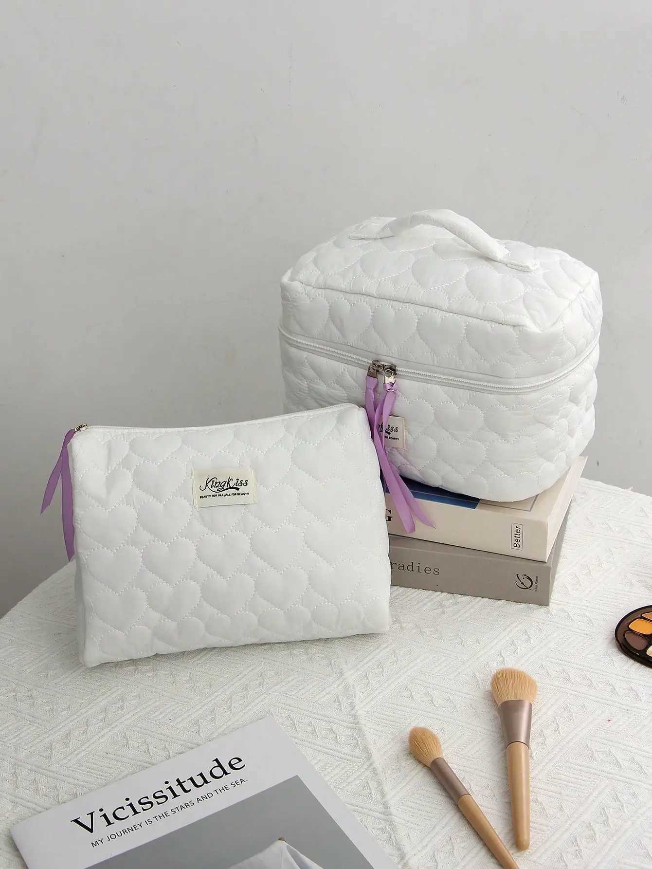 1pc/set Love Cloud Quilted Makeup Bag Portable Makeup Bag Large Capacity Wing Bag Travel Storage Makeup Bag Y250808