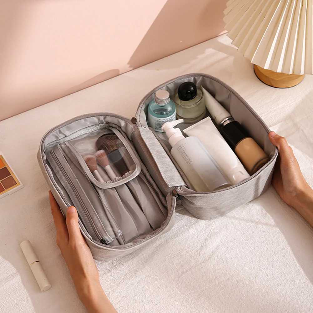 Travel Makeup Bag Portable Waterproof Large Capacity Makeup Storage Pouch Dustproof Cosmetic Bags Y250808