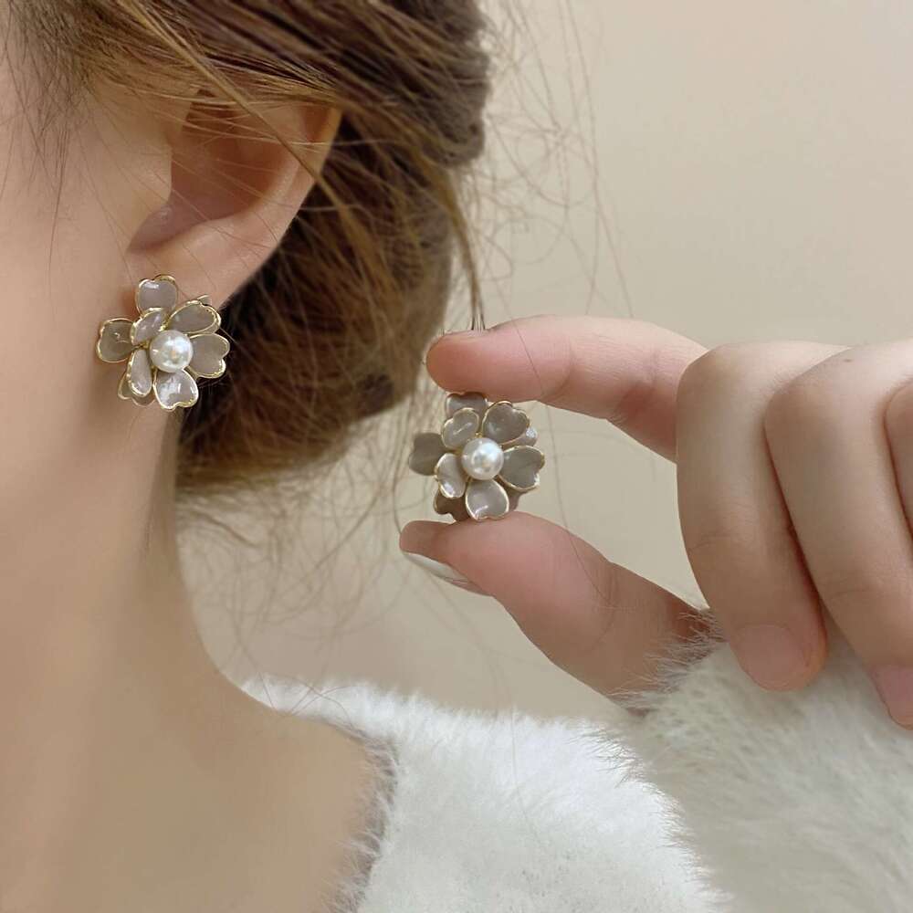 Copper Gold-Plated Korean Style Flower Enamel Drop for Women New Trendy Light Niche Fashion Stud Earrings Sier Needle