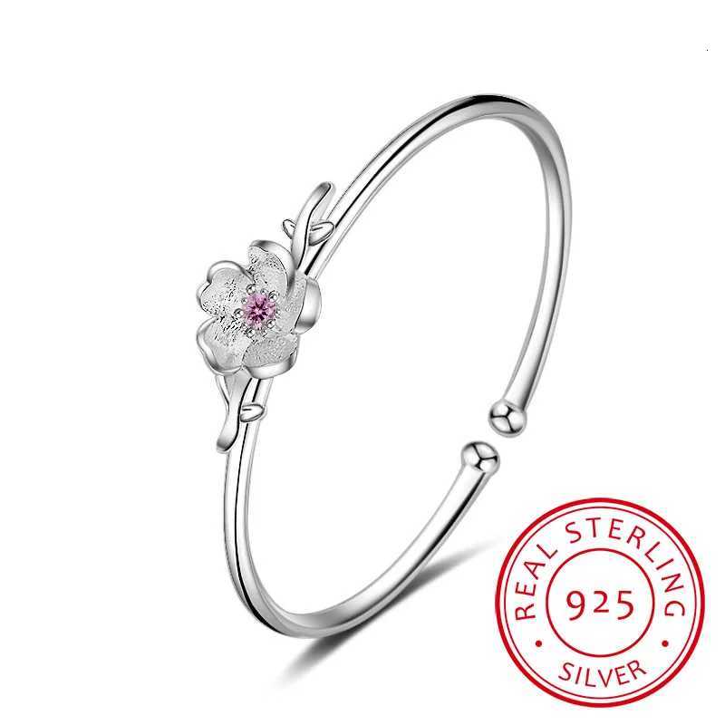 925 Sterling Silver Plum Flower Open Bracelets Bangles High Quality Elegant Lady Sterling Silver Jewelry Womens Bracelet Z250807