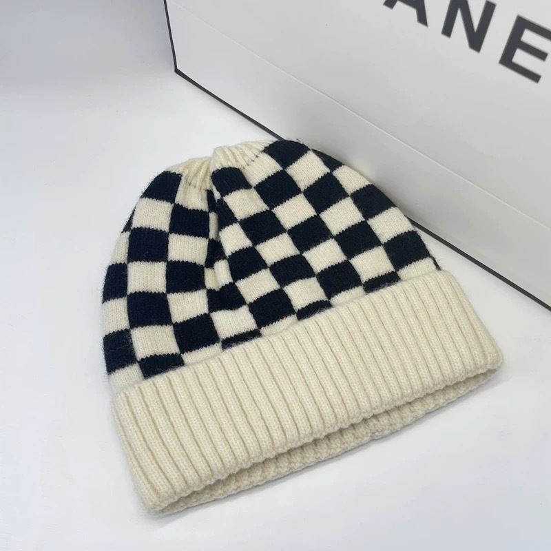 INS New Checkerboard Pattern Contrast Color Knitted Hat Winter Couple Casual Warm Cold Hat Beanie Gorros