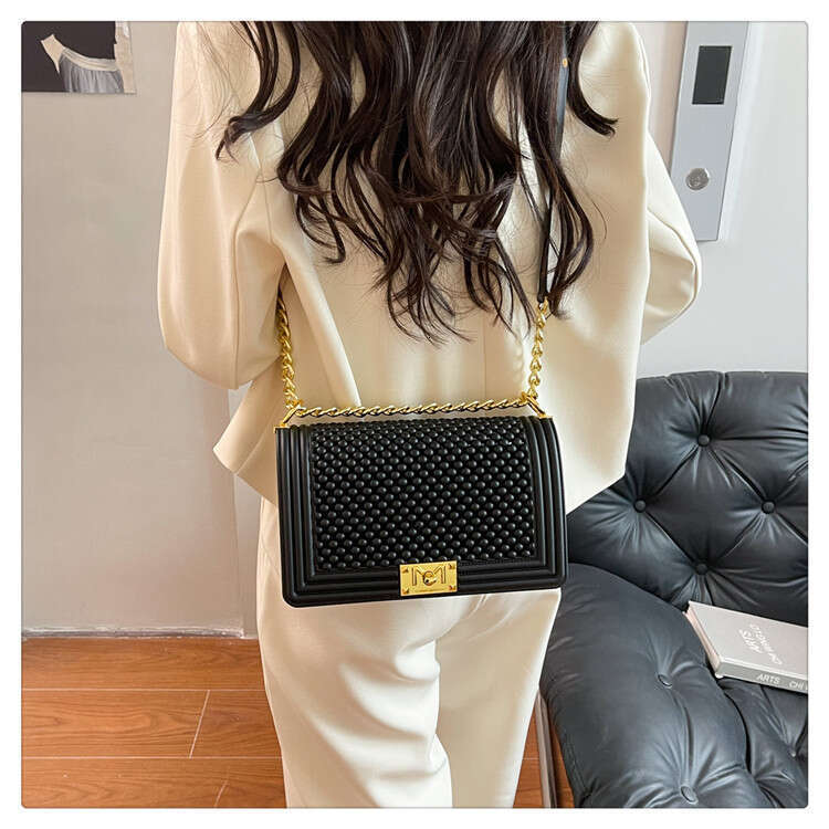 Designer 2025 New Trendy Fashion bags Chic purse and wallet Mom Chain Small Luxury Square High-End Crossbody Bag