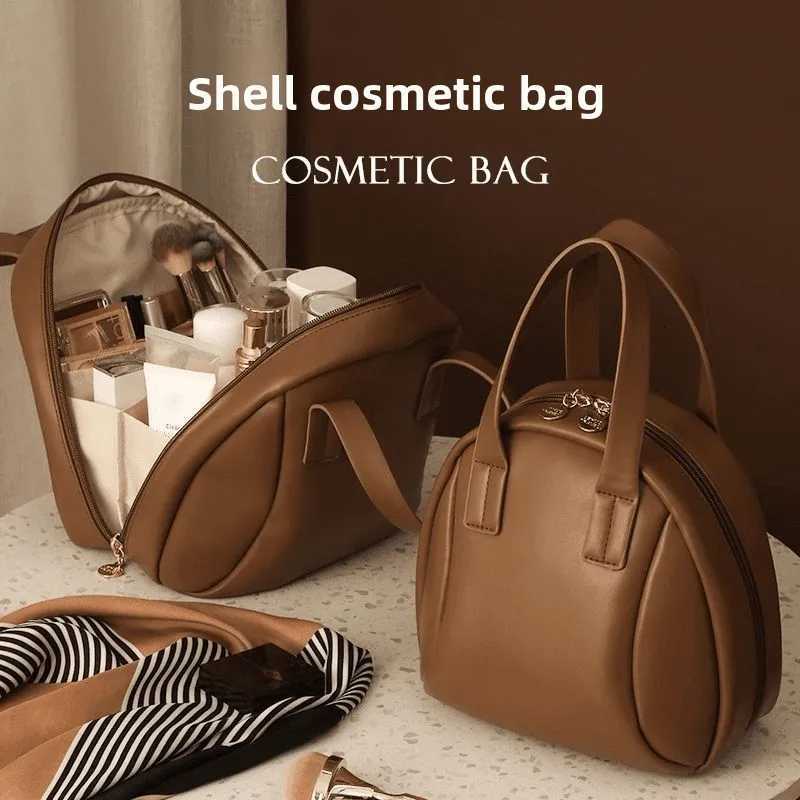 Maillard Handheld Makeup Bag for Wen 2025 New Style Travel High End Light Luxury High End Portable Large Capacity Storage Bag Y250808