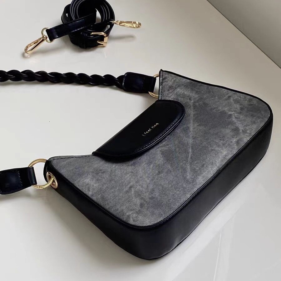 Free Shipping Designer Bag 2025 Niche Design New Women's Bag Spring Summer Retro Versatile Underarm Bag Color Luxury Bag Block Single Shoulder Cr