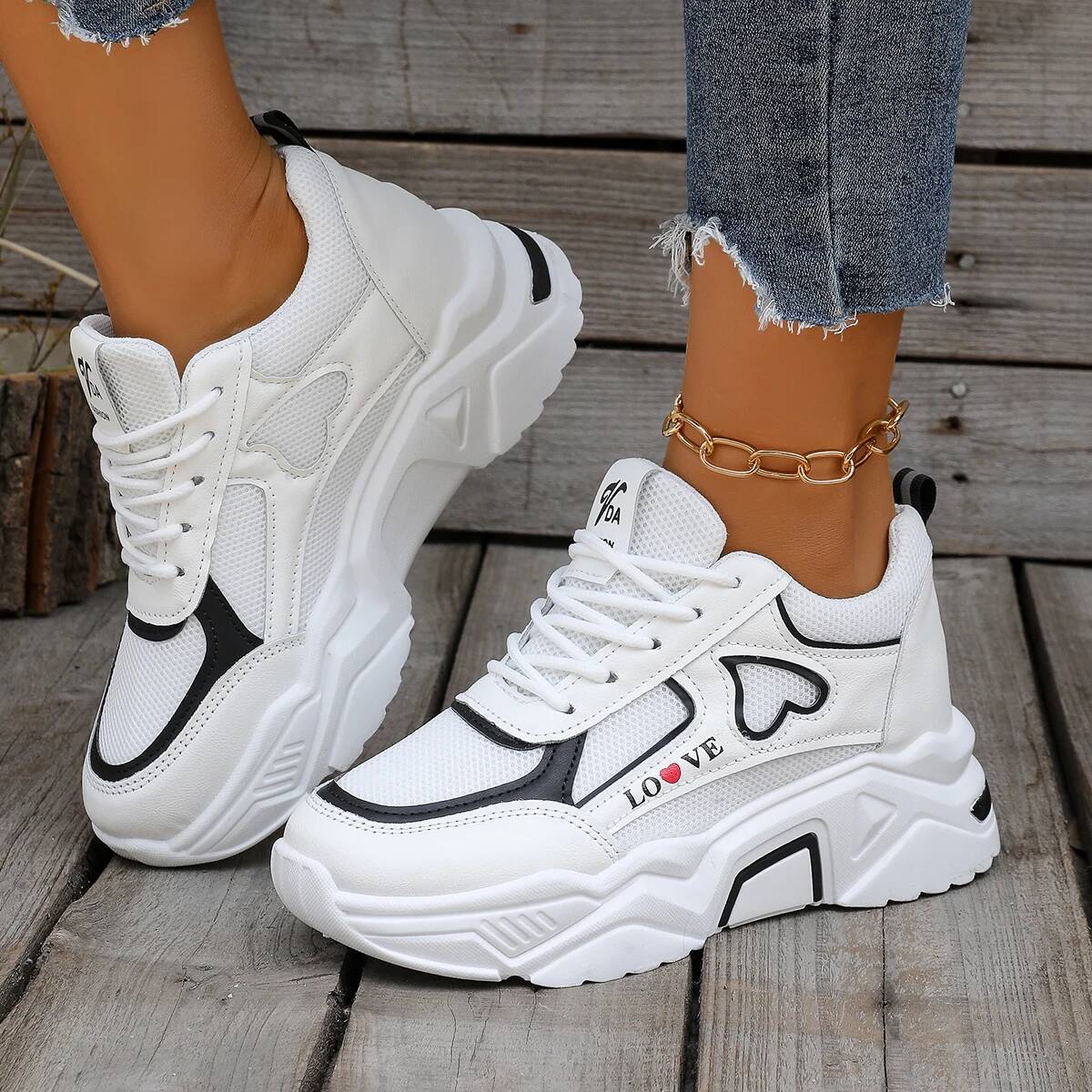 Fashionable New Style Low-cut Casual Walking Spring/autumn Round-headed Comfortable Anti-slip Sports Shoes for Women ddmysaturn