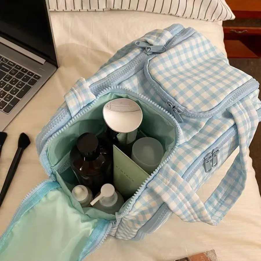 New Large Capacity Cosmetic Bag Mtipocket Zipper Casual Makeup Pouch Waterproof Travel Toiletry Bag Handheld Storage Bag Wen Y250808