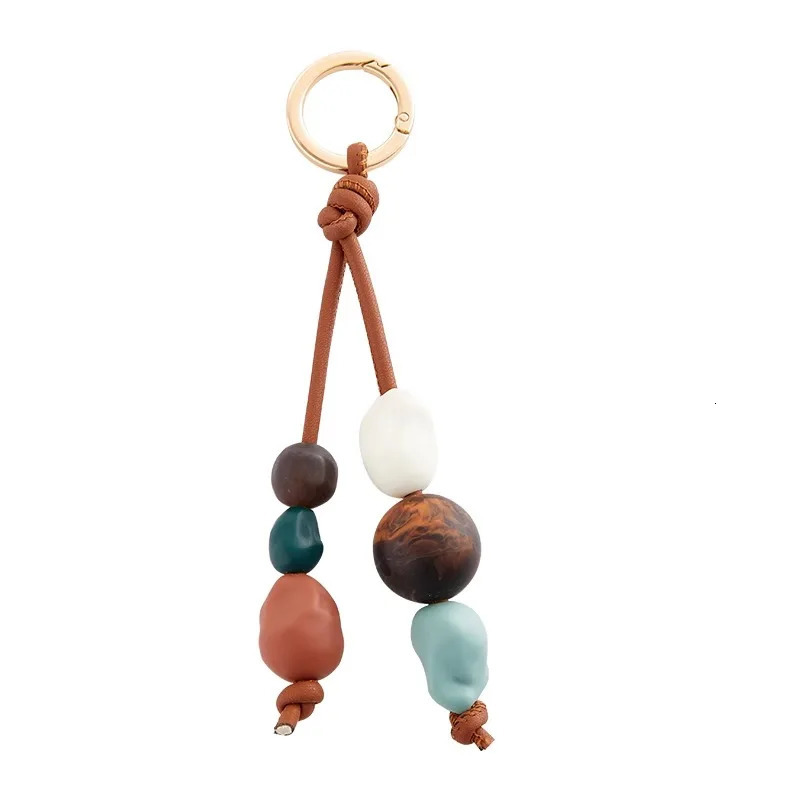 Beads charm retro fashion highend keychain easy to hang and retrieve decoration pendant bag accessories 250801