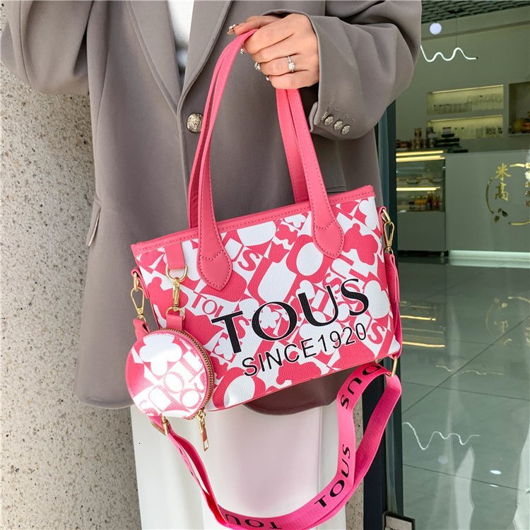 2025 Every Free Delivery To Your Door Women's Bag Is The Labor Of A Designer Bag Luxury Bag Designer's Hard