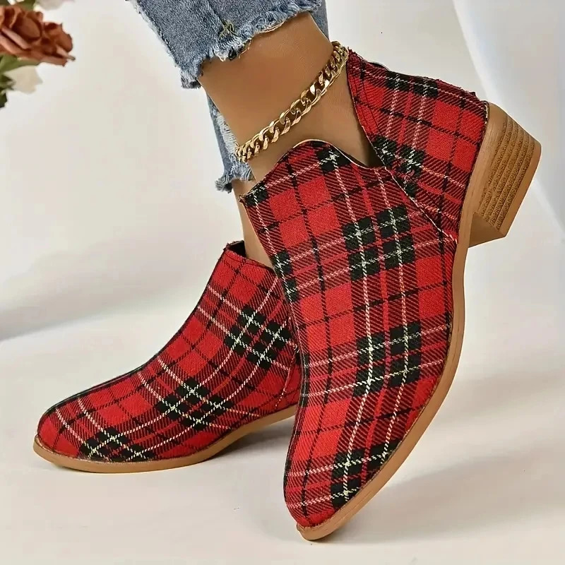 Ankle Boots Womens Christmas Plaid Print Zipper Retro Red Chelsea Outdoor Platform Shoes Classic Side Booties 250801