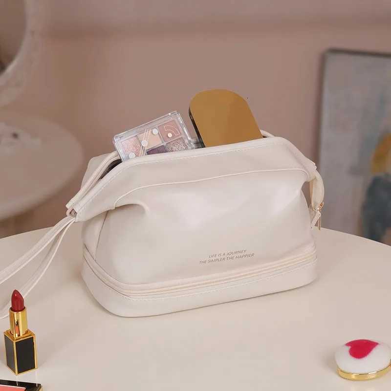 New Large Capacity Waterproof PU Cloud Makeup Bag Double Layered Mens Portable Cosmetic Storage Box Bag W Bag Cosmetic Bag Y250808