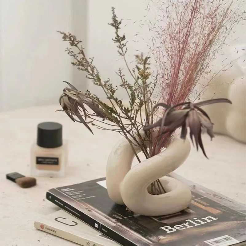 Home Ceramic Mirror Dressing Table Geometric Luxury Bedroom Desktop Makeup Mirror Decorative Mirror Decorative Jewelry Home Decor Z250807