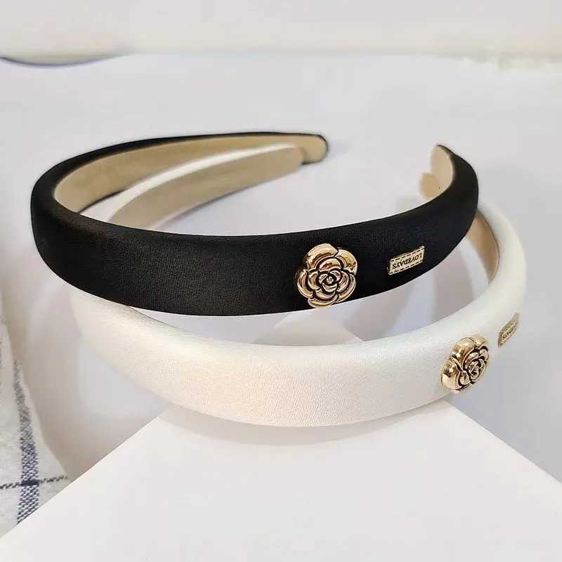 AISHG Fashion Lia Sponge Hair Band in Black and White Korean Version of Wens Hair Accessories Y250808