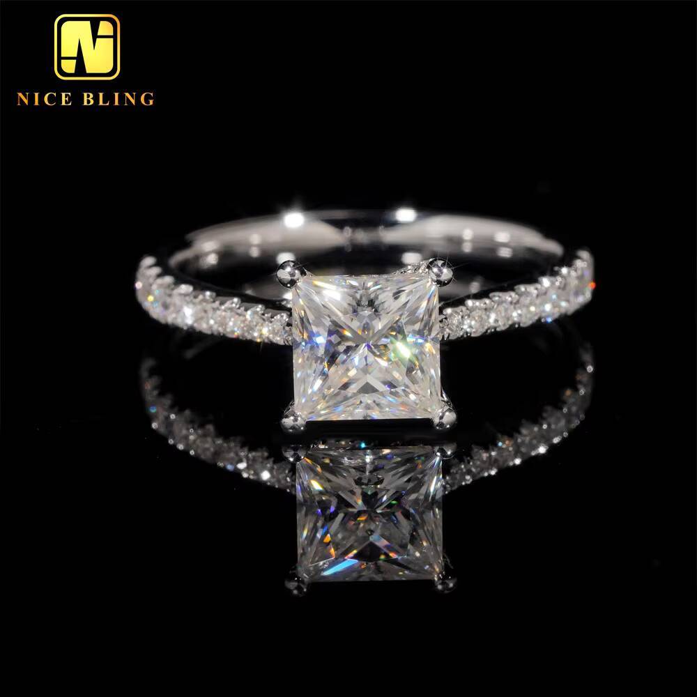 Classic Iced Out Diamond Anniversary Wedding Rings Women Princess Cut VVS Moissanite 14K Gold Engagement Ring for Women