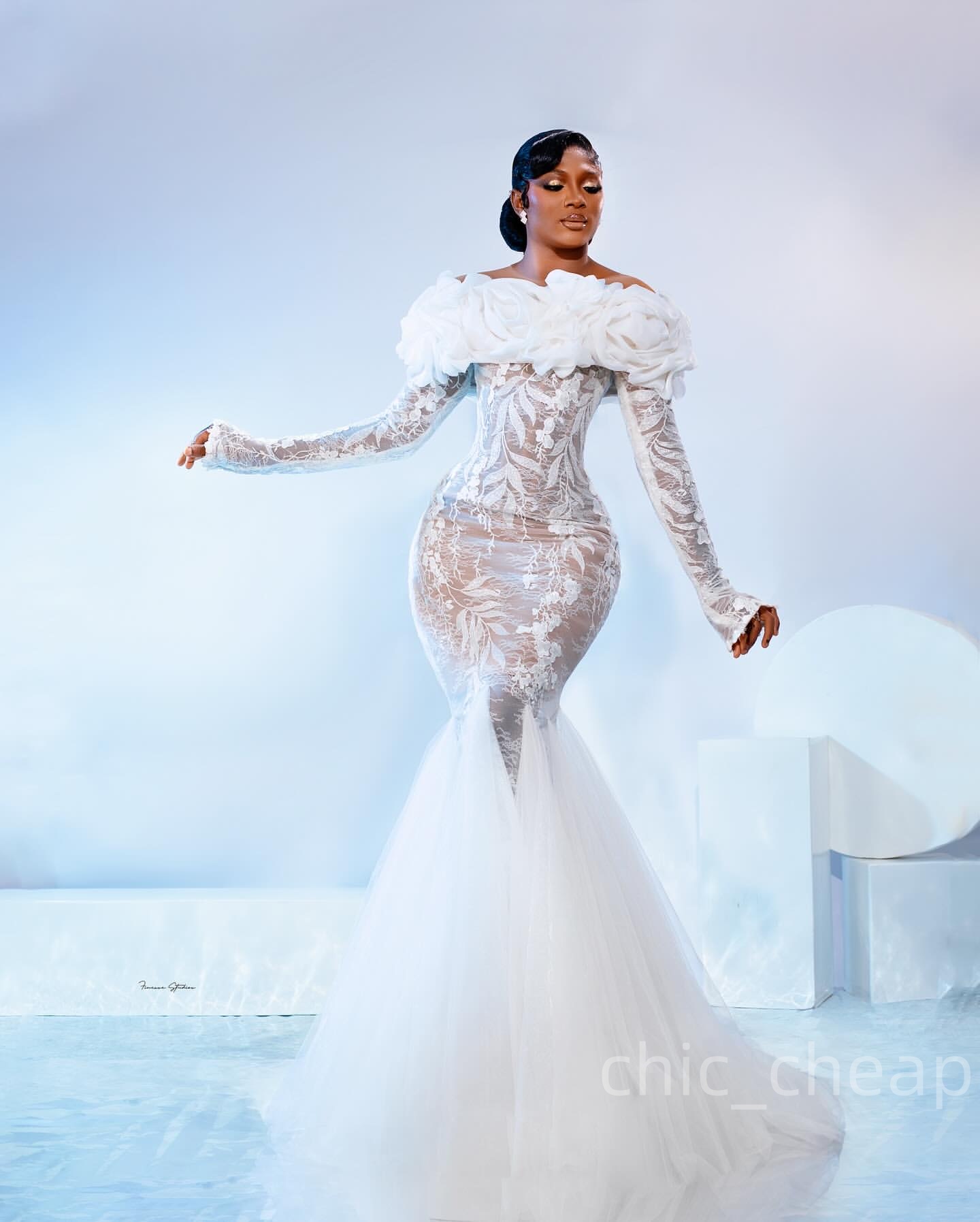 2025 Aso Ebi Plus Size Ivory Mermaid Wedding Dress Illusion Lace Full Sleeves Flowers Vintage Bridal Gowns Dresses ZJ0686