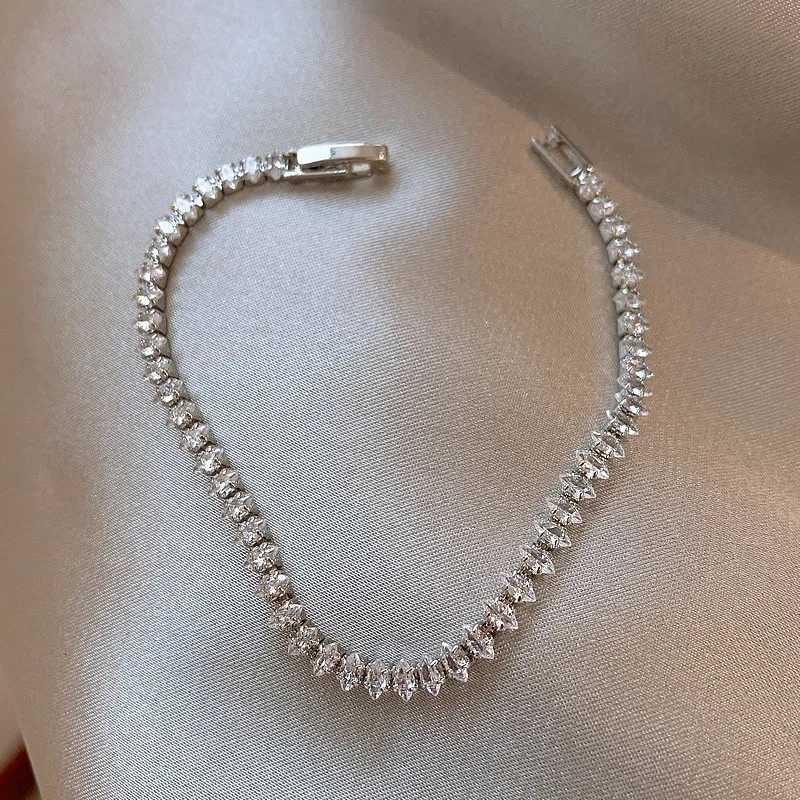 2.5*5mm New Marquise Oval Square Cut Luxury Silver Color on Hand Tennis Bracelet Bangle for Women Party Gift Jewelry Z250807