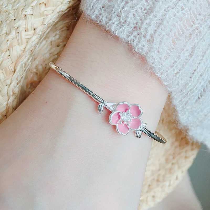 Personality New Art 925 Sterling Silver Jewelry Female Simple Bar Pink Plum Flower High-Quality Popular Open Bracelet Z250807
