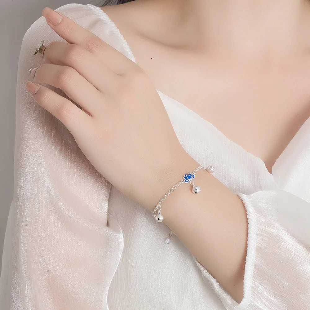 925 Sterling Silver Lotus Bell Charm Bracelets For Women Luxury Designer Fine Jewelry Accessories Wholesale Argent 925 Z250807