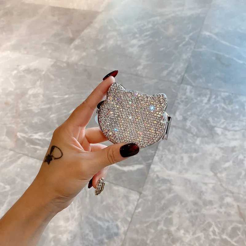 Small Cat Mirror Kawaii Makeup Mirrors with Rhinestone Handheld Pocket Vanity Mirror Bling Hand Mirror Decorative Z250807