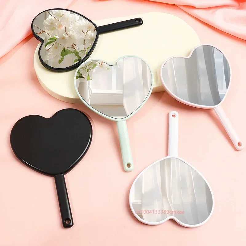 4 Color Options Handheld Makeup Mirror New Makeup Mirrors Sweet Girl Style Suitable for Carrying Around Z250807