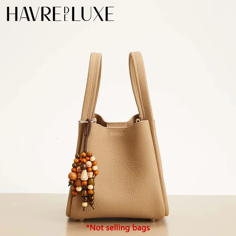 Lucky Bodhi bead bag charm for womens fashion highend vintage keychain pendant ornaments accessories 250801
