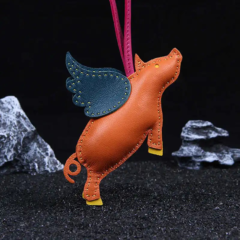 Flying Pig Sewing Bag Pendant Handmade Cowhide Genuine Leather Bagpack Vintage Casual Car Key Chain Accessories Decoration 250801