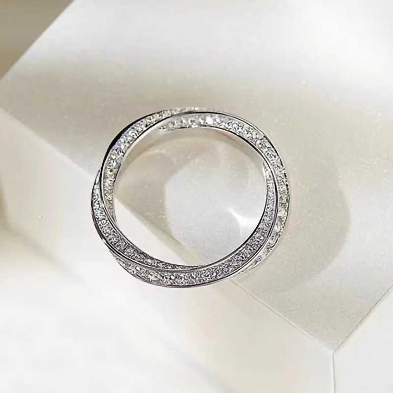 Classic Female Rings 925 Sterling Silver Sparkling Twist Cubic Zircon Finger Rings for Women Promise Wedding Band Jewelry Gift Y250808