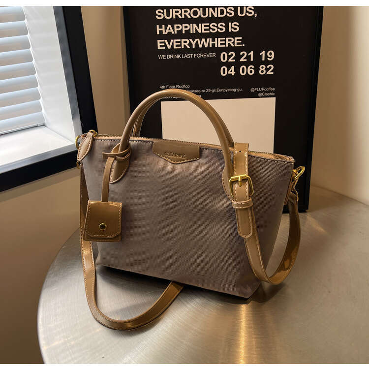 bags Tote Lightweight Oxford Cloth Handheld Tote for Women 2025 New High-end Trendy Large Capacity Luxury Designer Shoulder Crossbody Bag
