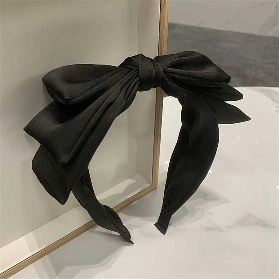 New Fashion Retro Wen Band Wide Side Big Bowknot Haiand Classic Casual Hair Accessories for Girls Y250808