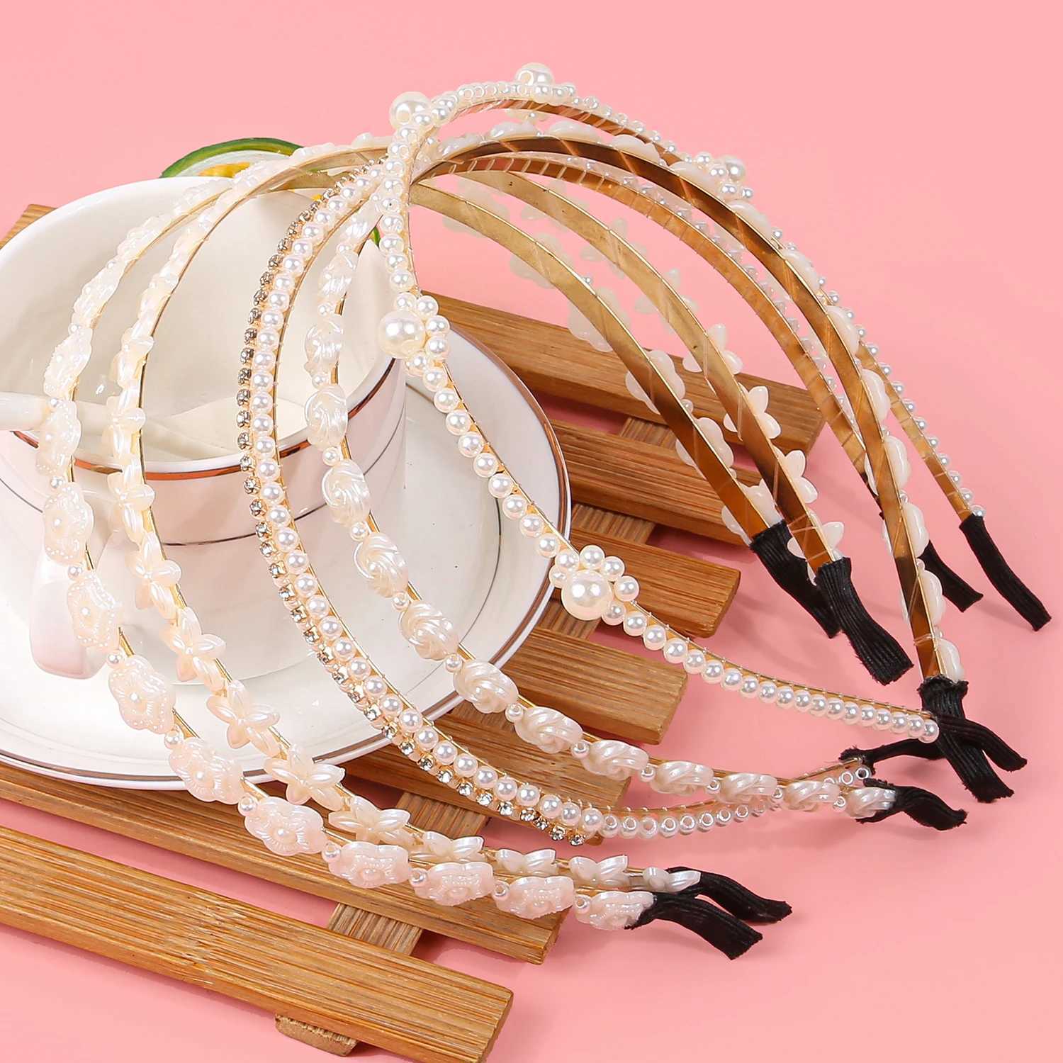 5PCS Fashion Pearl Bands Wen Girls Band Crystal Haiands Girls Wen Band Party Wedding Hair Accessories Y250808