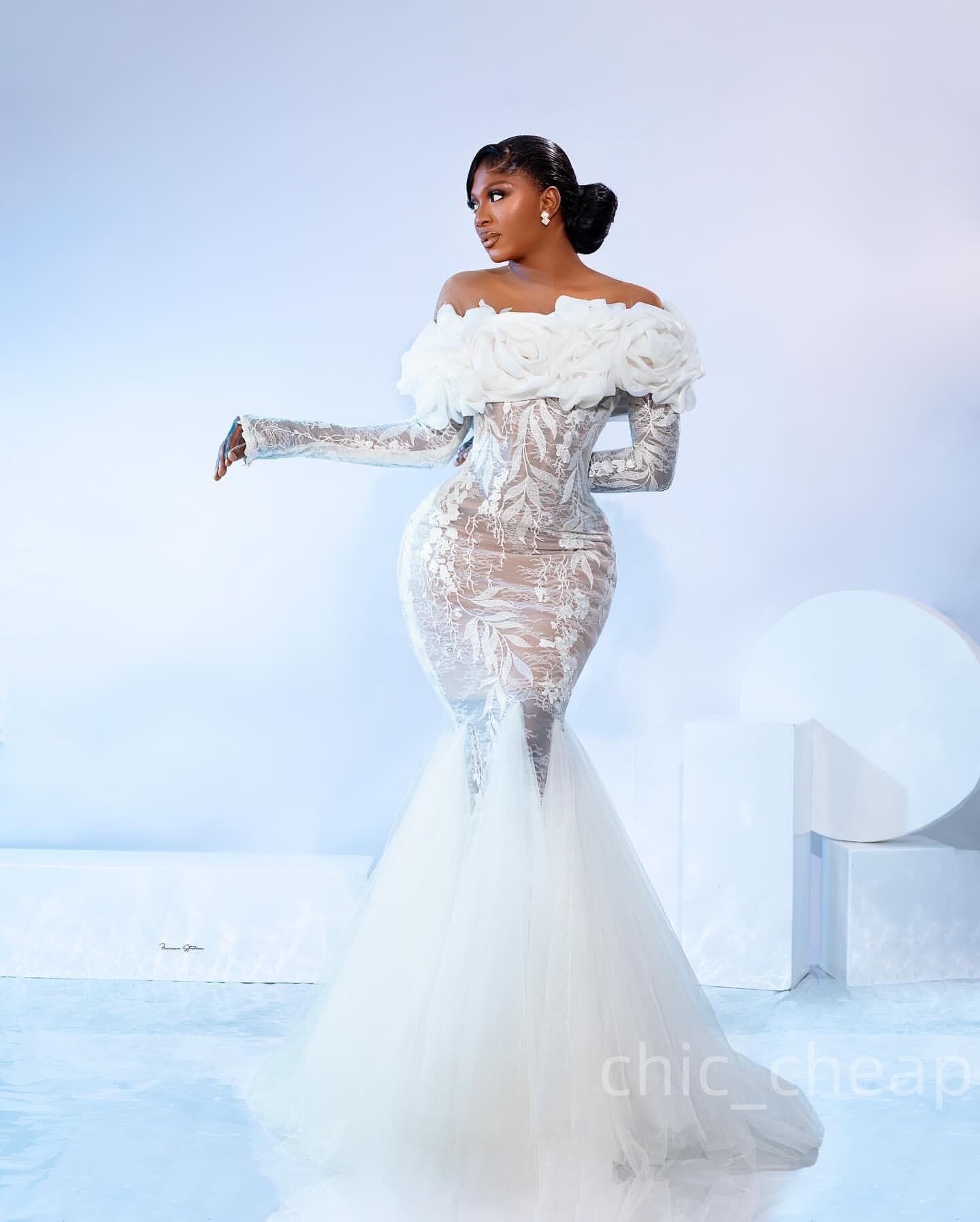 2025 Aso Ebi Plus Size Ivory Mermaid Wedding Dress Illusion Lace Full Sleeves Flowers Vintage Bridal Gowns Dresses ZJ0686