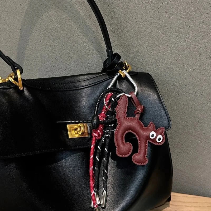 Classic Cute Leather Cat Shape Keychain Pendant Lovely Car Key Ring Bag Charm Phone Trinket Accessories 250801