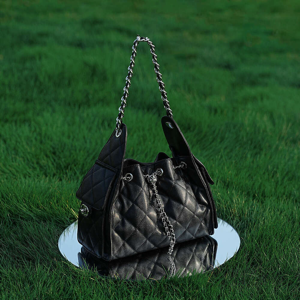Quilted Genuine Leather Single Shoulder Underarm Caviar Pattern Large Capacity Hobo Bucket Drawstring Chain Crossbody Bag for Women