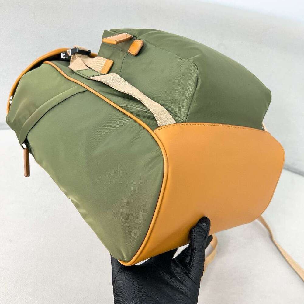 P Lada New New Parachute Waterproof Nylon Computer Compartment Unisex Travel Backpack 2VZ135