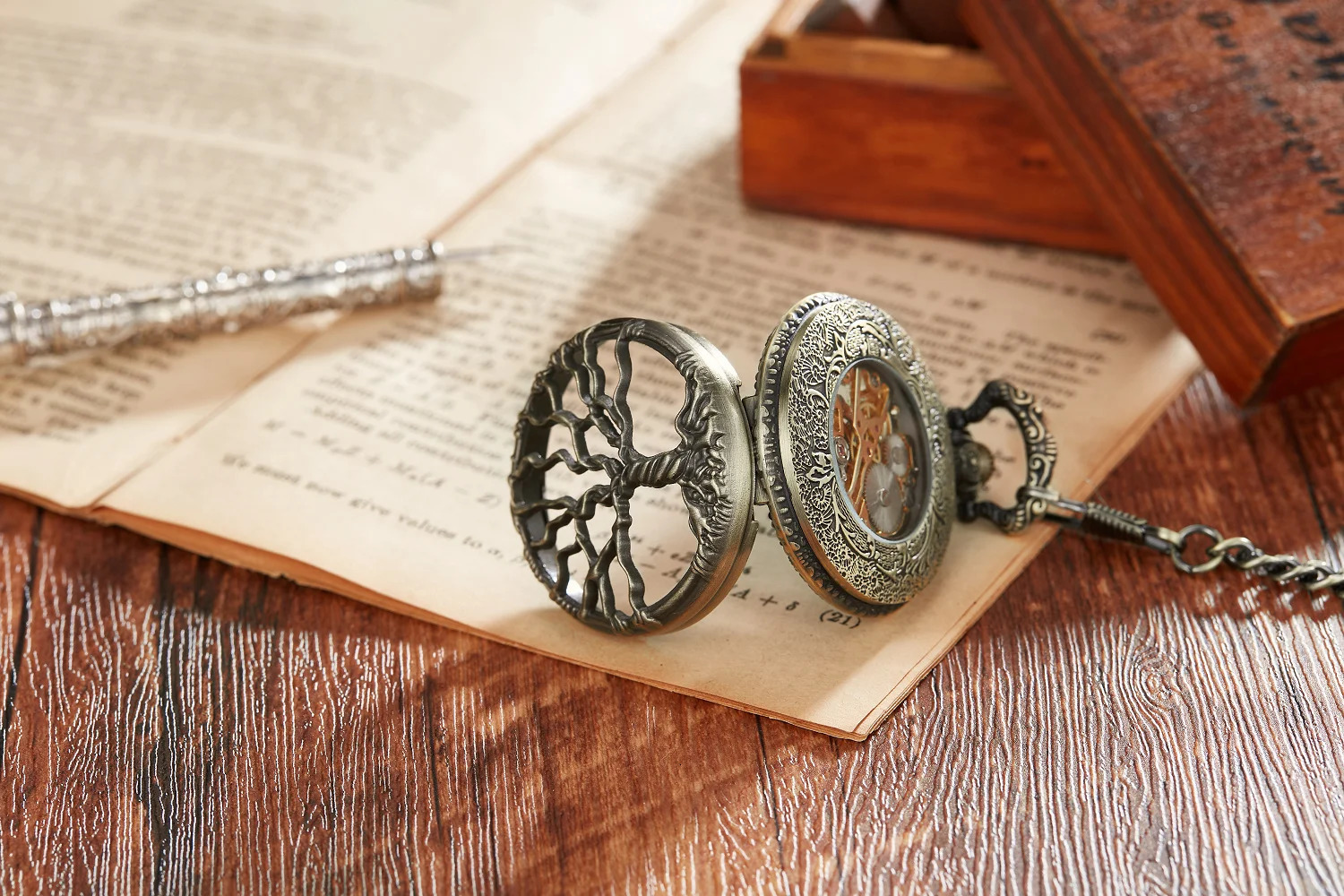 Personalised Fashion Brass Stainless Steel Tree Of Life mechanical Pocket Watch Necklace Men Women Jewelry Pendant Chain 250807