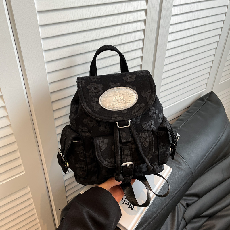2025 Autumn New Women's Backpack Simple and Versatile fashion Fashion Academy Style Large Capacity Leisure Travel Bag Designer
