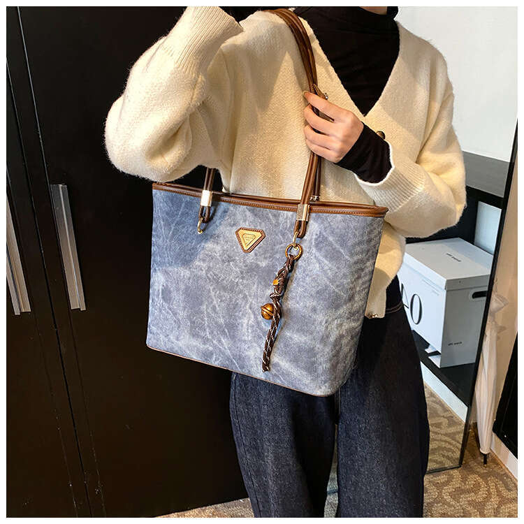 Women's High-end Luxury bags Designer Casual Commuting Tote 2025 New Large Capacity Work Texture Shoulder Bag
