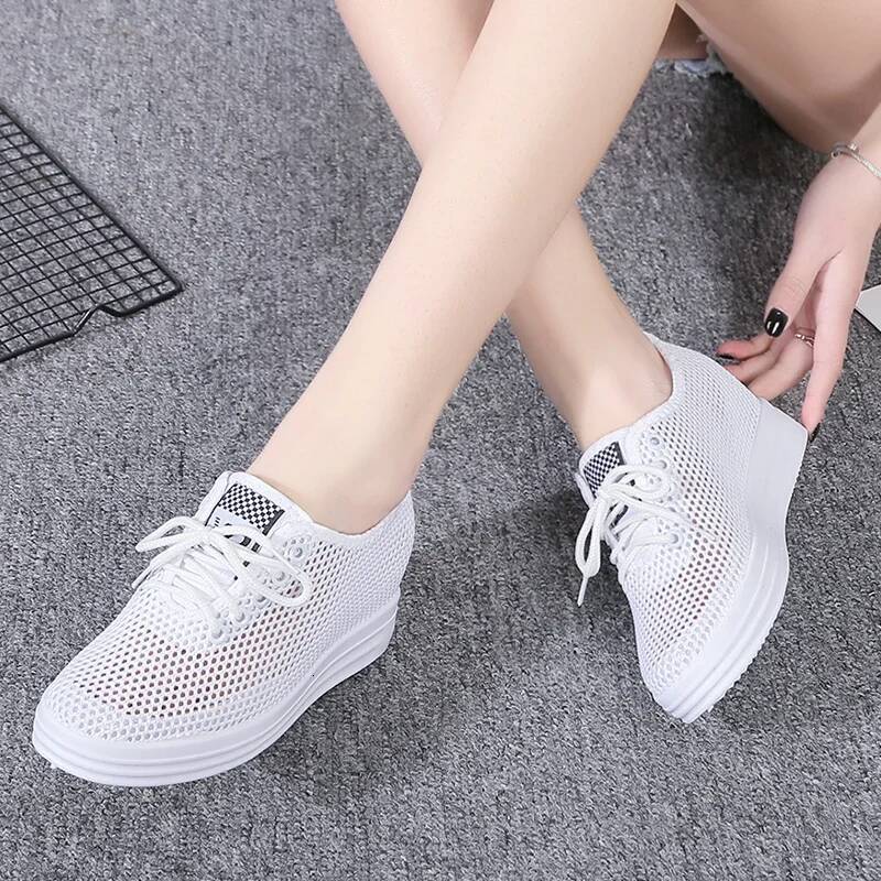 Spring and Autumn New Round Toe Thick Sole Breathable Sports for Women Fashion Lace Up Shallow Mouth Casual Walking Shoes ddmysaturn