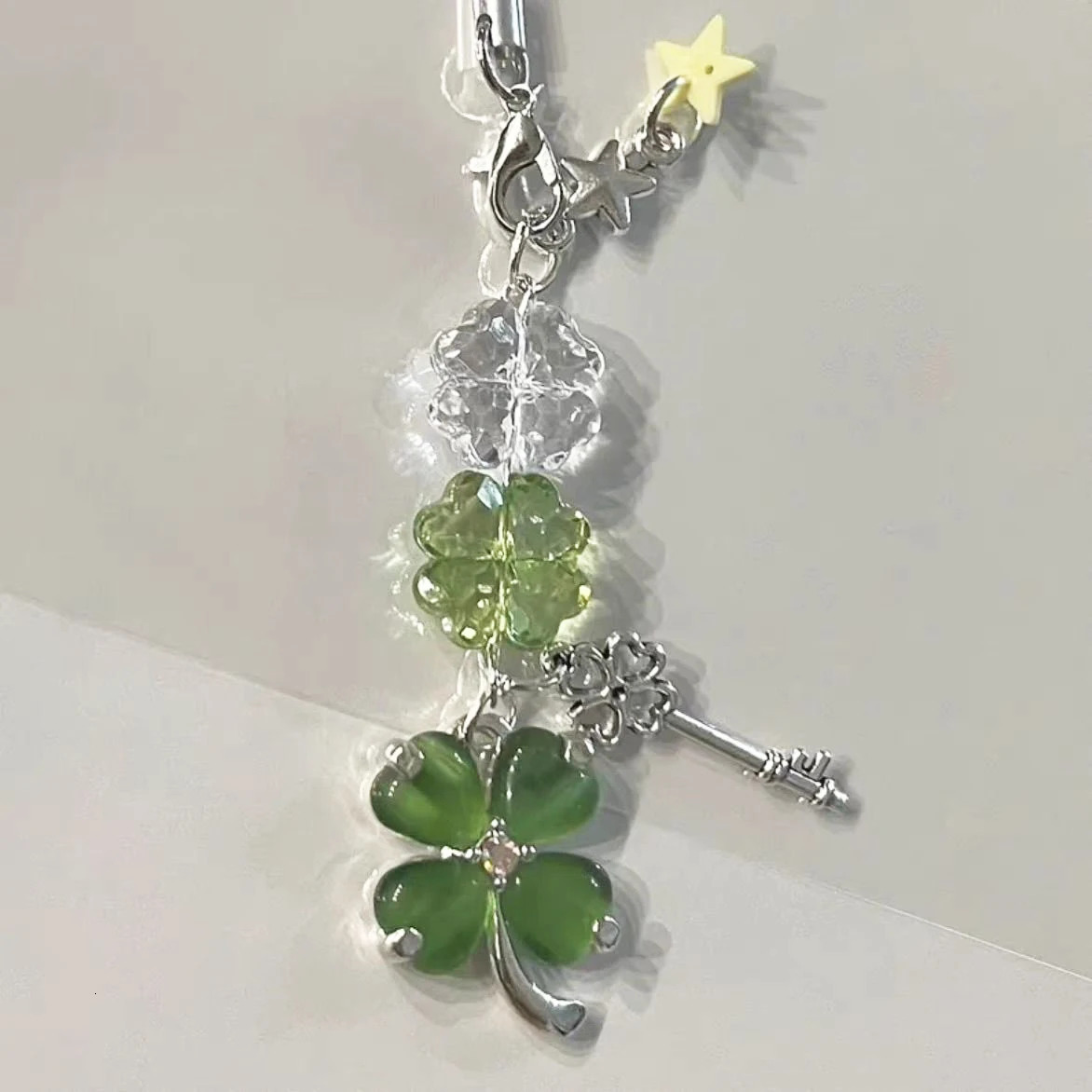 Delicate Pink Green Crystal Lucky Plant Keychain Phone Charms Pendant Cute Key Chain Phone Ornament Schoolbag Camera Hangings 250807
