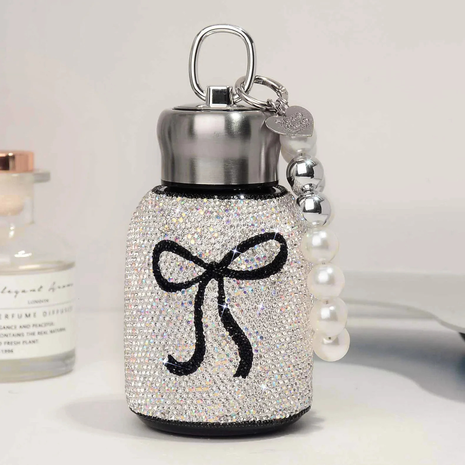 High Aesthetic Diamond Studded Insulated Cup Luxurious Portable 304 Stainless Steel Handheld Bow Vacuum Car Water 250808